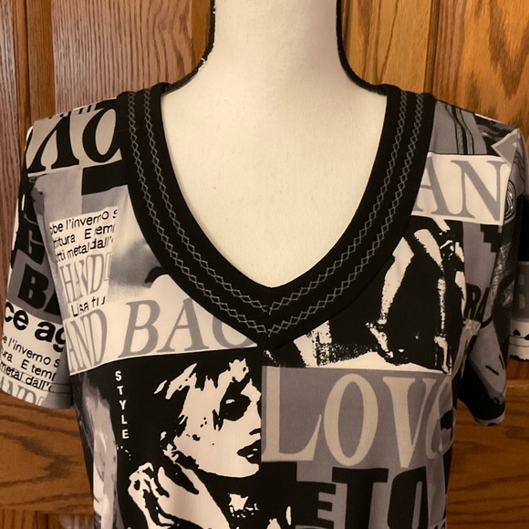 LanaLee Black and Off-White “Love Handbags” Tunic, Size Medium - Picture 3 of 7